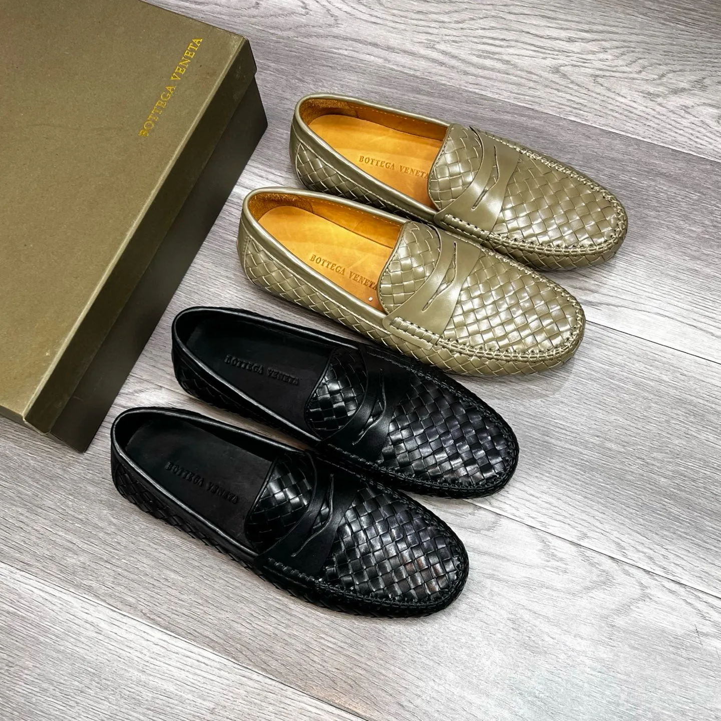 Ex-factory price 500 BV〰️Handmade classic men's leather shoes, Doudou shoes👉👉driving shoes, slip-on shoes, made of imported cowhide woven from Italy, 💕water-dyed cowhide lining, 🔊original outsole, waterproof platform design, comfortable on the feet. A good choice for traveling and driving, two colors available, code number: 38-44, (45 can be customized)